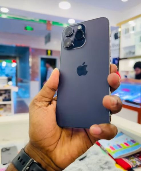 iPhone 14 Pro Max