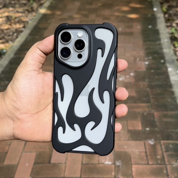 Soft Shell Fashionable New Electroplated Hollow heat dissipation Flame Pattern Full Body Protective Shockproof suitable Case.